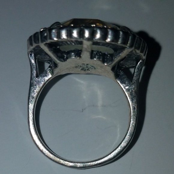 Statement ring - Picture 2 of 3